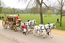 CARRUAGEM REAL BRITÂNICA